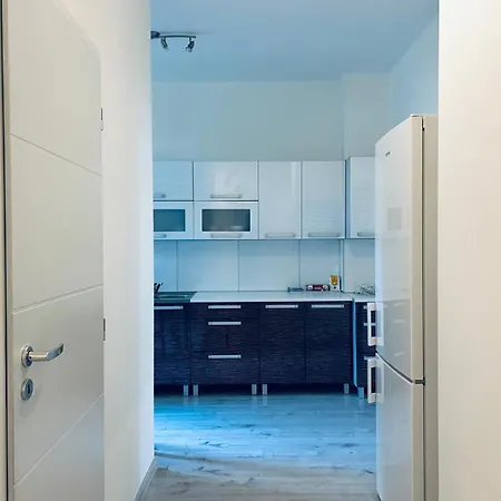 Good Vibes Only - Spacious Apartament Bratysława